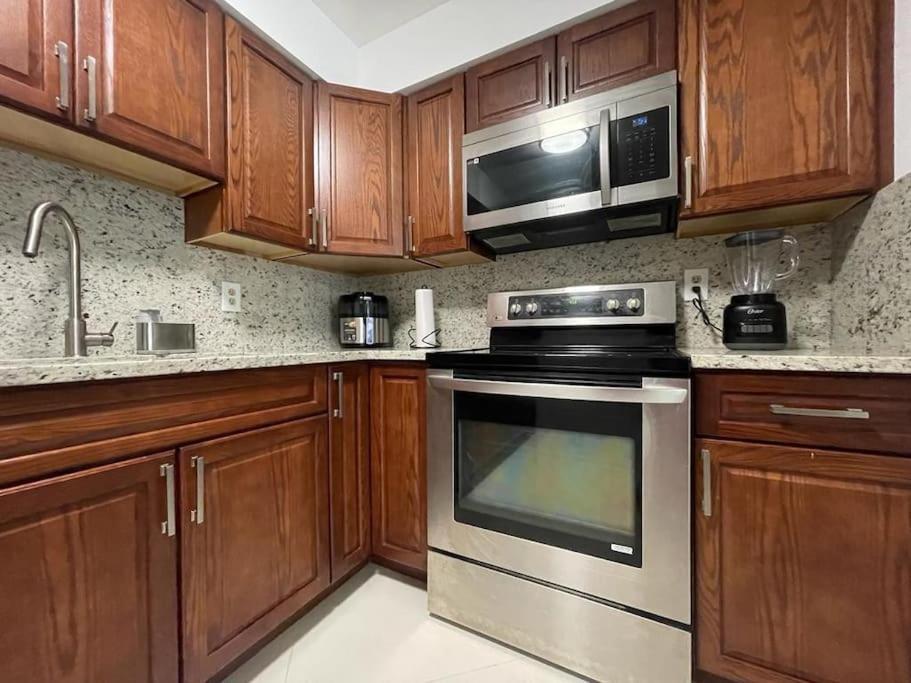 Stylish 3/2 Getaway! Near Theme Parks! Vila Lakeland Exterior foto