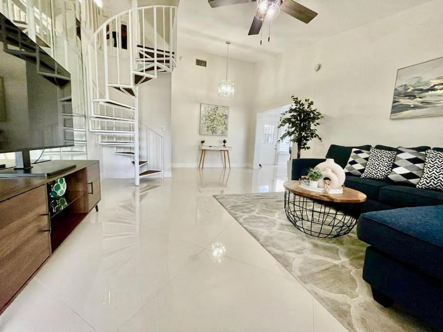 Stylish 3/2 Getaway! Near Theme Parks! Vila Lakeland Exterior foto